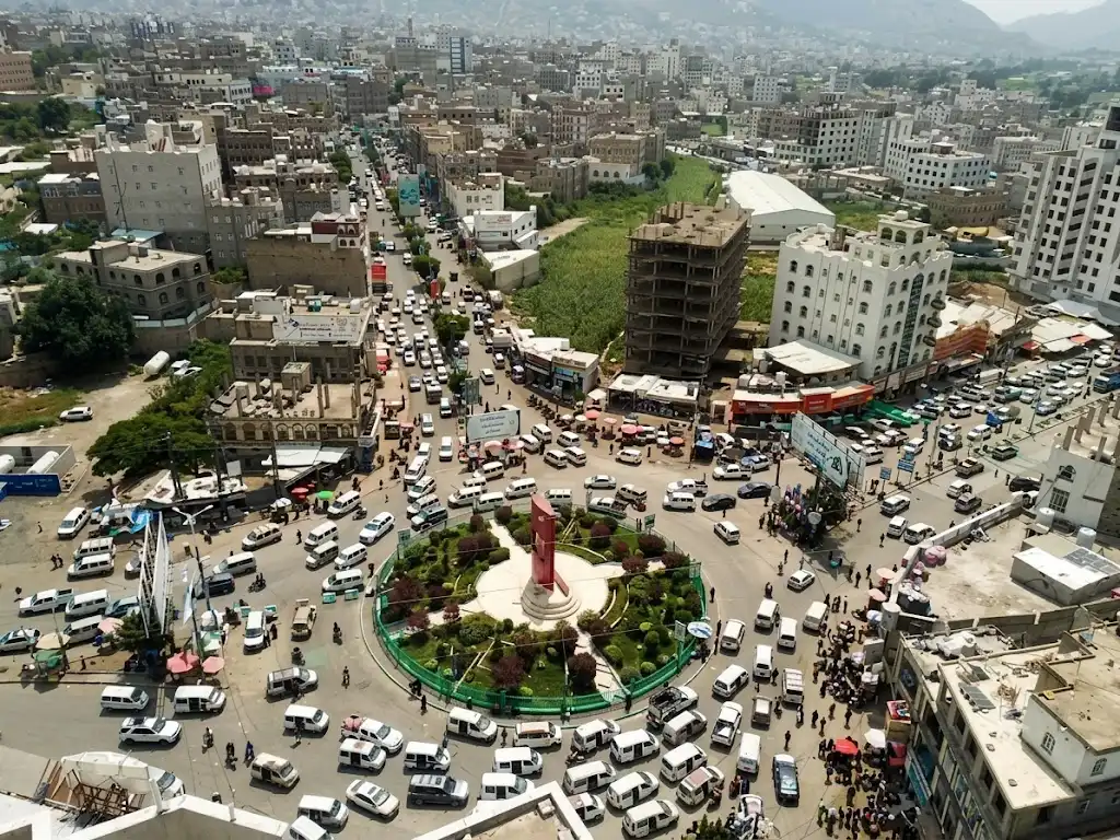Des miliciens houthis ont attaqué un citoyen et l'ont enlevé à Ibb.
