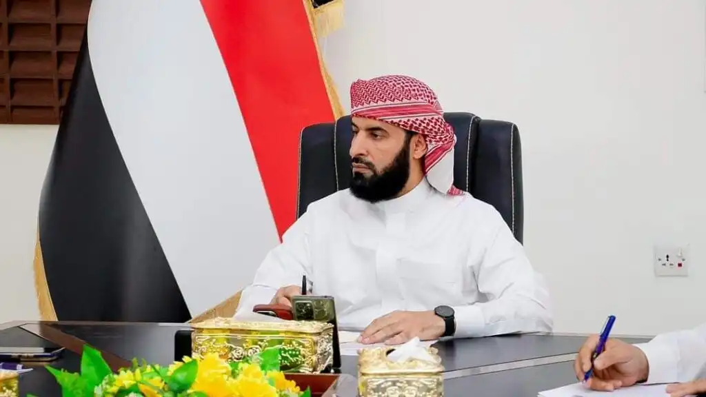محافظ ابين يؤكد ان المرحلة الراهنة تتطلب تكاتف الجميع للحفاظ على الأمن والاستقرار ودعم جهود التنمية