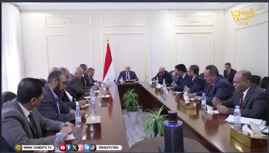 The Chairman of the Leadership Council urges political parties to foster national awareness and strengthen internal unity in support of the state project.