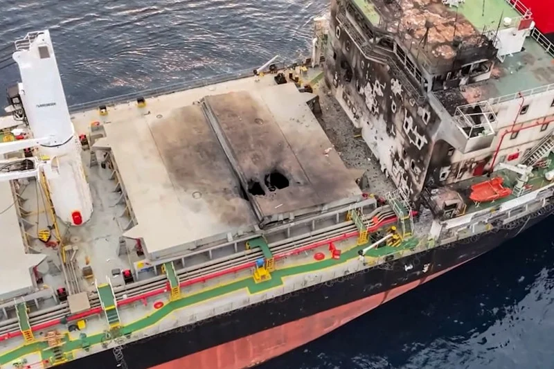 Apsides : Les attaques houthis menacent l'environnement marin en mer Rouge.