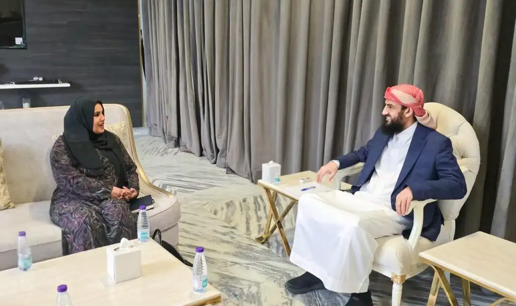 عضو مجلس القيادة المحرّمي يستقبل وزير الدولة لشؤون المرأة ويؤكد أهمية تعزيز دور المرأة في مسيرة التنمية