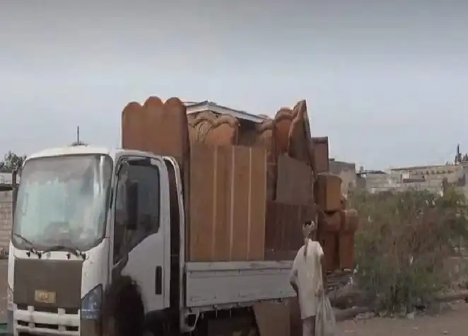 Hodeïda : Des civils blessés par des frappes houthis et des opérations de déplacement forcé à Al-Jarahi et Jabal Ras.