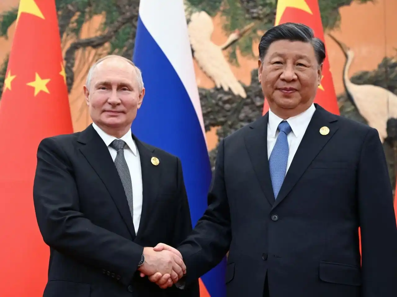 Kremlin: Putin to meet with Chinese President next Monday.