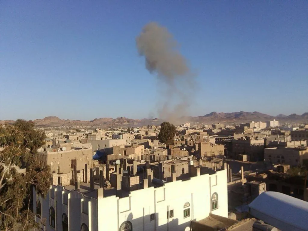 الحديدة.. إصابة طفلين ونفوق مواشٍ بقصف حوثي استهدف منازل المواطنين في حيس