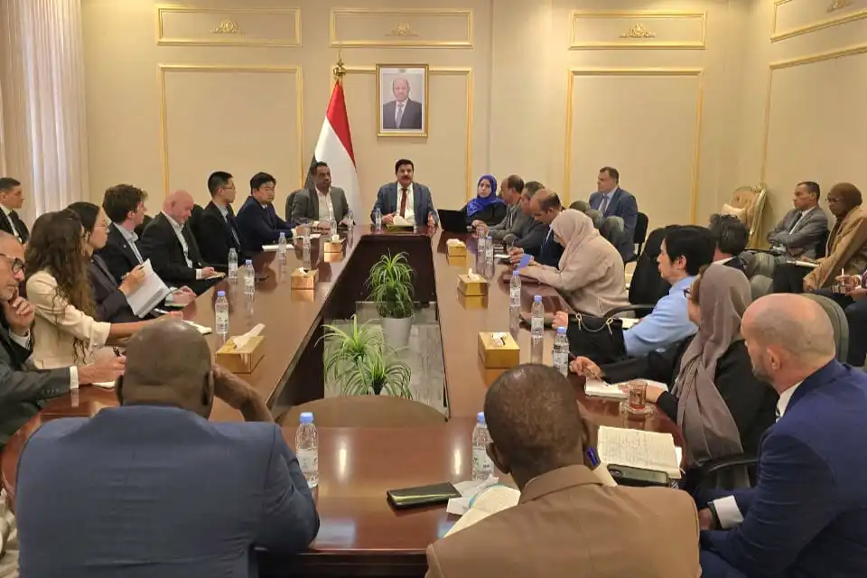 اللجنة الوطنية للتحقيق تستعرض مع السفراء أوضاع حقوق الإنسان في اليمن