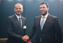 عضو مجلس القيادة عبدالله العليمي يبحث مع وزير الخارجية العماني تطورات الأوضاع في اليمن