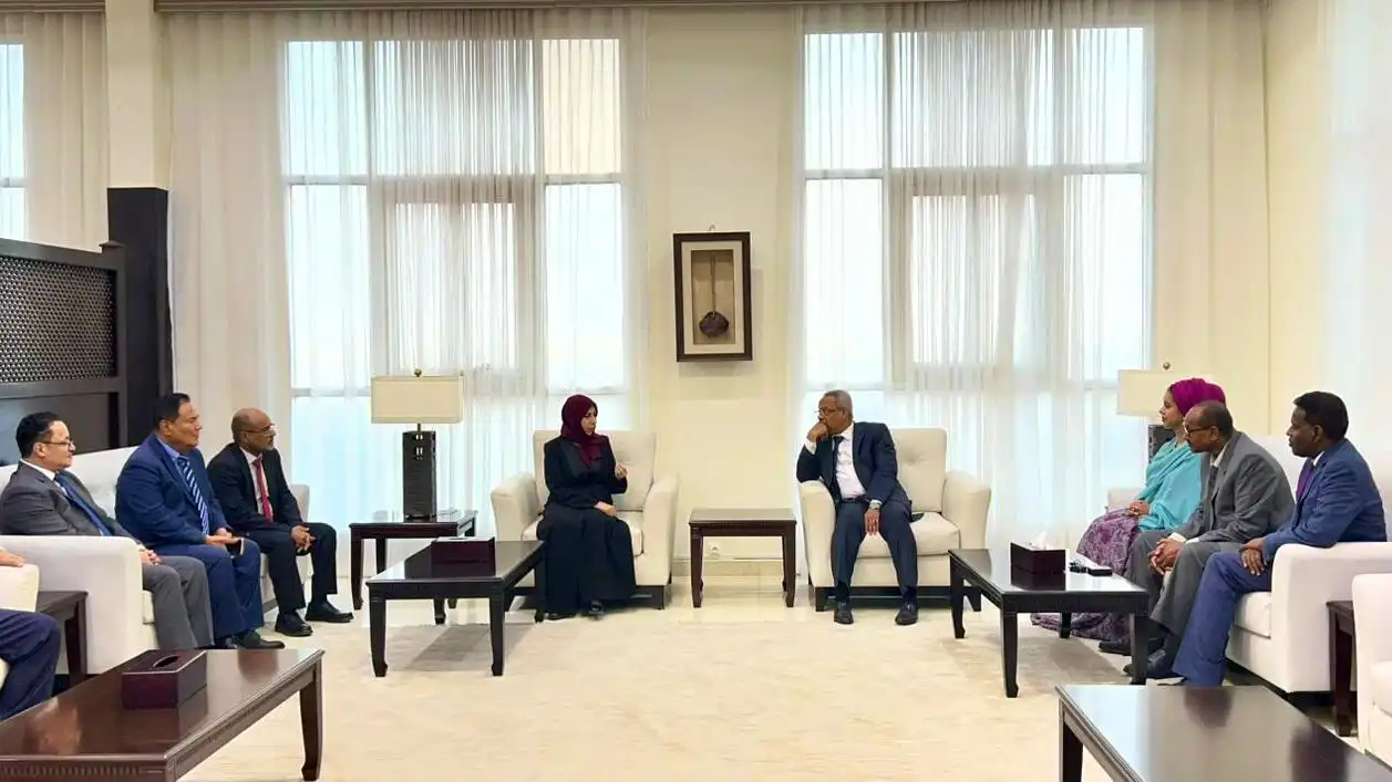La ministre des Affaires étrangères arrive à Djibouti pour une visite officielle visant à renforcer les relations bilatérales et la coordination.