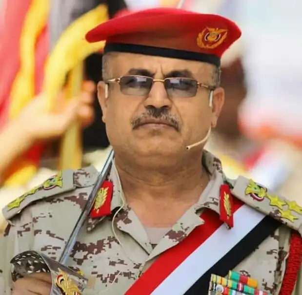 القوات المسلحة تحكم السيطرة على جبل قرفان الاستراتيجي جنوبي تعز