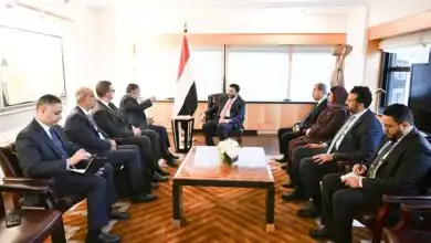عضو مجلس القيادة الدكتور عبدالله العليمي يبحث مع الأمين العام للجامعة العربية تطورات الأوضاع في اليمن