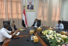 وزير الدولة يبحث مع أوتشا تعزيز الاستجابة الإنسانية ومعالجة النزوح الطارئ