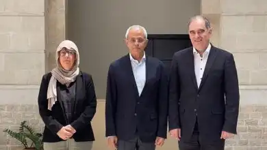 نائب وزير الخارجية يلتقي مستشار وكيل الأمين العام للأمم المتحدة للشؤون الإنسانية في عدن