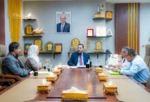 وزير الدولة محافظ عدن يطلع على جهود الجهاز المركزي للإحصاء في رصد النازحين
