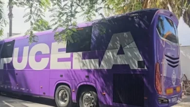 مراهق مغربي ينجو بأعجوبة بعد قطع 100 كيلومتر داخل محور عجلات حافلة فريق بلد الوليد