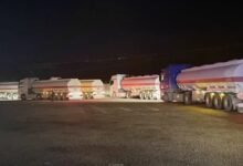 سوريا تبدأ نقل شحنات البنزين إلى العراق عبر ممر بري جديد بعد تعطل هرمز