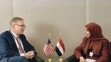 وزيرة الخارجية تبحث مع مساعد وزير الخارجية الأمريكي التصعيد الحوثي وتداعياته على أمن المنطقة والملاحة الدولية