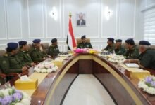 وزير الداخلية يؤكد رفع الجاهزية الأمنية وتعزيز حماية المدن والمديريات المحررة