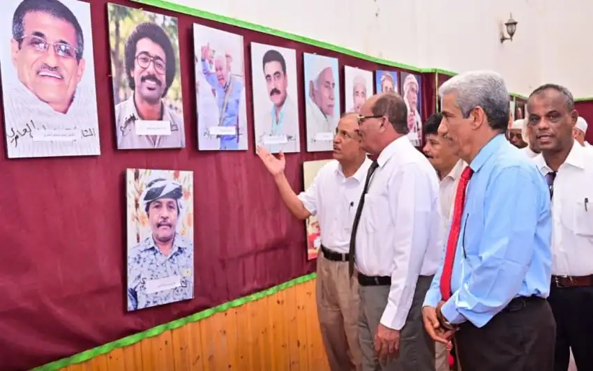 Al-Wakeel Al-Tamimi opens a documentary exhibition for the Hadrami dance in Sayun.