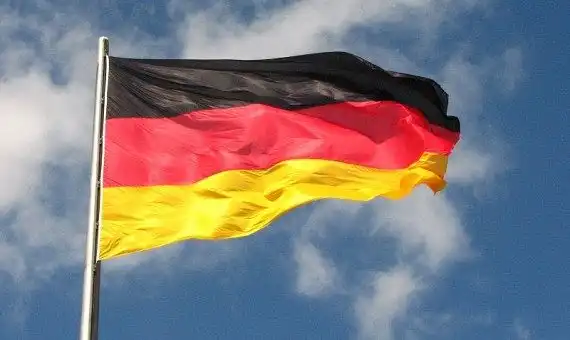 ألمانيا تحذّر روسيا من مخاطر مواجهة محتملة مع الناتو وتؤكد التزامها بالدفاع عن حلفائها