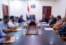 رئيس الوزراء يشدد على توحيد الجهود لحماية الجبهة الاقتصادية وتأمين احتياجات المواطنين