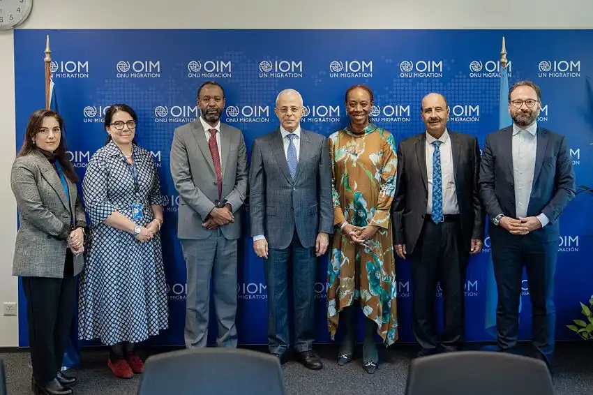 The Deputy Foreign Minister discusses with the International Organization for Migration the impact of Houthi escalation and displacement crisis.