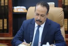 وزير الأشغال يوجّه بتقييم أضرار عبّارة هيجة العبد المستهدفة من قبل الحوثيين وإصلاحها بشكل عاجل