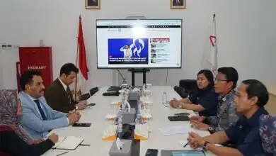 السفير بلفقيه يبحث مع وكالة “أنتارا” الإندونيسية تعزيز التعاون الإعلامي