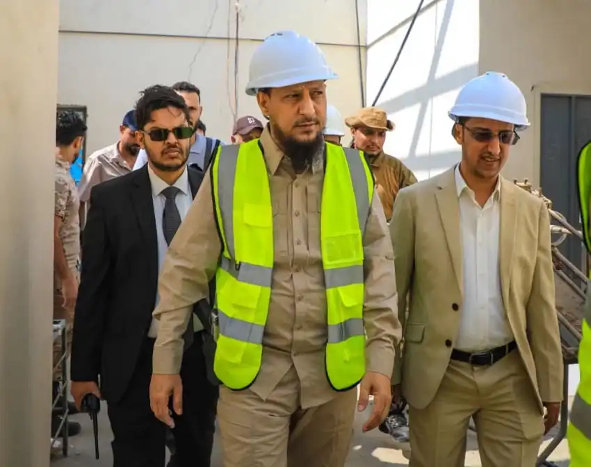 محافظ عدن يتفقد مشروع تطوير إدارة البحث الجنائي