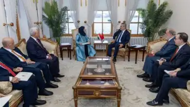 الرئيس التركي يتسلم رسالة خطية من رئيس مجلس القيادة الرئاسي