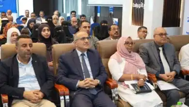 وزير الصحة يؤكد أهمية البرامج التدريبية المتخصصة وتعزيز كفاءة الاستجابة للمخاطر الصحية