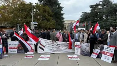 وقفة احتجاجية في جنيف تدعو المجتمع الدولي الى رفع الحصار عن تعز وتصنيف الحوثيين جماعة ارهابية