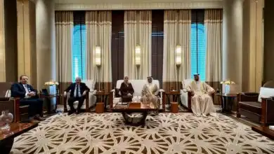 وزيرة الخارجية تصل البحرين للمشاركة في مؤتمر “حوار المنامة 2026”