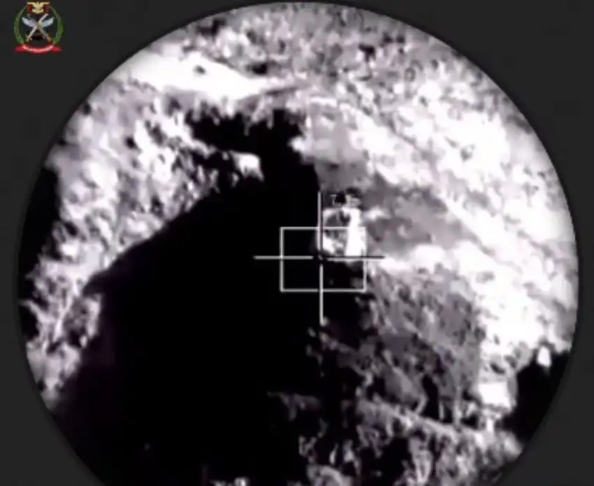 The Armed Forces executed 1119 targeting operations, neutralizing 427 elements of the Houthi terrorist militia and destroying 142 military vehicles.