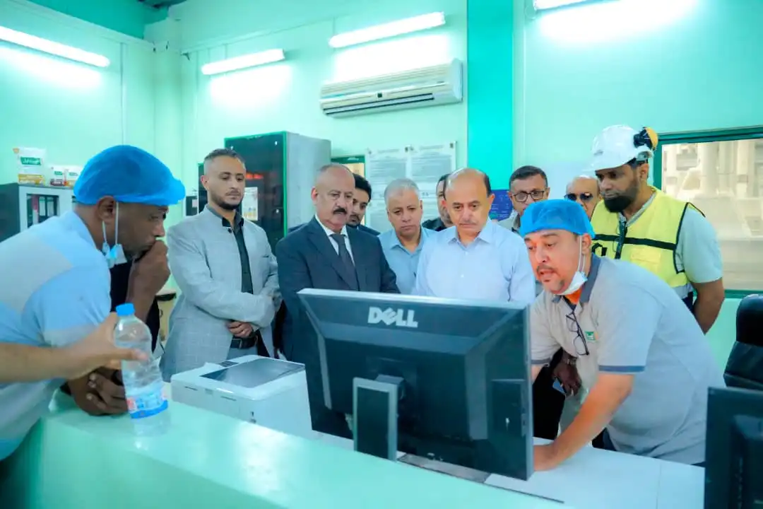 وزير النقل يؤكد أهمية دور القطاع الخاص في دعم الاقتصاد الوطني