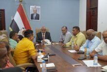 محافظ الحديدة يبحث مع المنظمات الإنسانية احتياجات النازحين