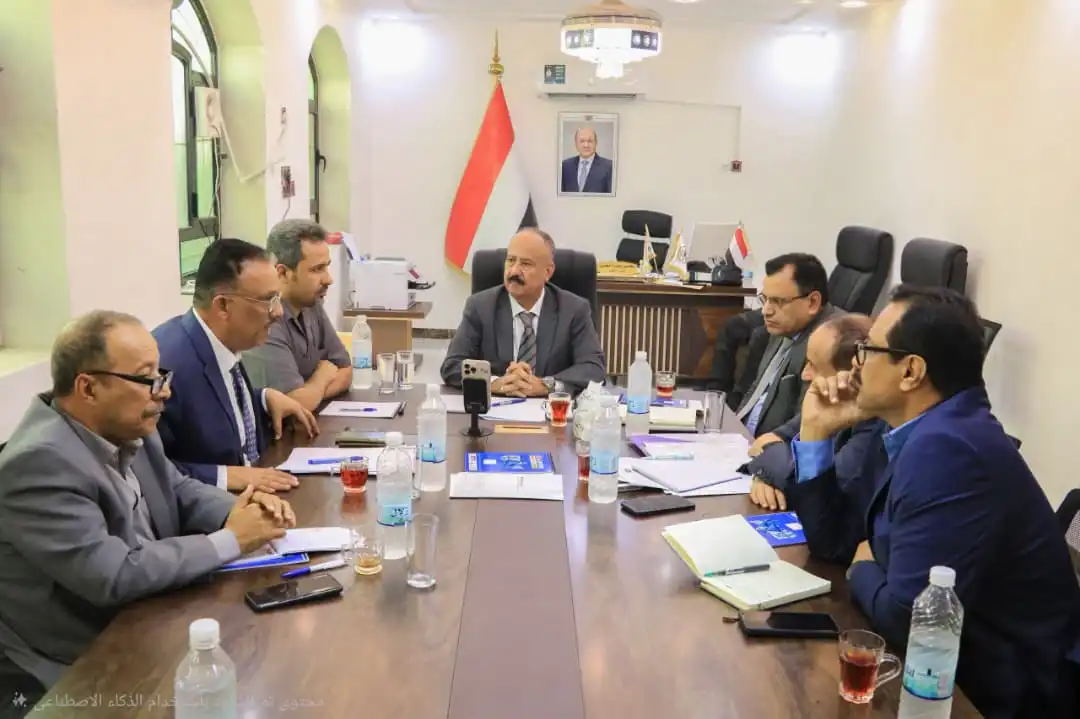وزير النقل يترأس اجتماعاً للجنة الخاصة بإغلاق منافذ التهريب وتنظيم عمل المنافذ البحرية