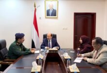 رئيس الوزراء يعقد اجتماع في عدن لمناقشة مستجدات عملية “فجر اليمن” وتعزيز جاهزية أجهزة الدولة الأمنية والسياسية