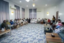 عضو مجلس القيادة الخنبشي يؤكد أهمية توحيد الجهود وتعزيز التعاون والتكامل بين أبناء المحافظات