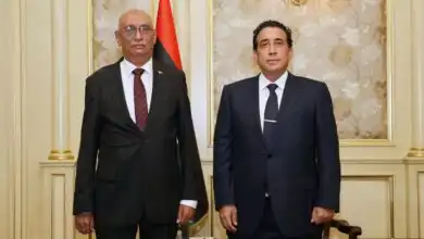 رئيس المجلس الرئاسي الليبي يجدد موقف بلاده الداعم لمجلس القيادة والحكومة وأمن اليمن ووحدته واستقراره