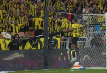 الاتحاد يهزم الدرعية بثنائية ويواصل مطاردة الصدارة في دوري روشن السعودي