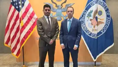 وزير حقوق الإنسان يبحث مع مسؤول بالبعثة الأمريكية في جنيف أوضاع حقوق الإنسان في اليمن