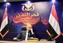 رئيس مجلس القيادة يوجه برعاية أسر شهداء وجرحى الهجوم الحوثي في شبوة