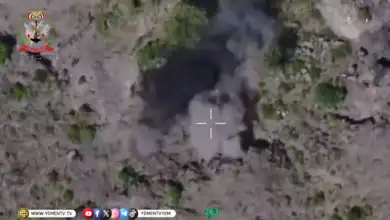 تعز.. مسيّرات القوات المسلحة تستهدف تجمعات وتحصينات المليشيا في جبل حبشي – جميمة
