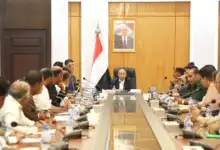 عضو مجلس القيادة سالم الخنبشي يترأس اجتماعاً موسعاً لرفع الجاهزية لمواجهة تداعيات المنخفض الجوي بحضرموت